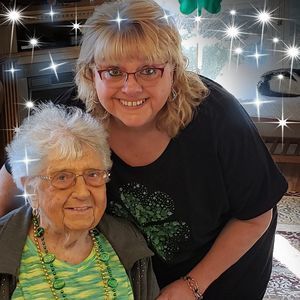 Meet your Posher, Laura lynn